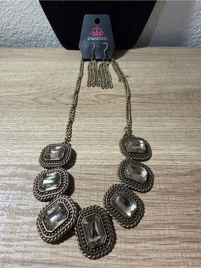 paparazzi Antique Gold Clear Stone Bib Necklace